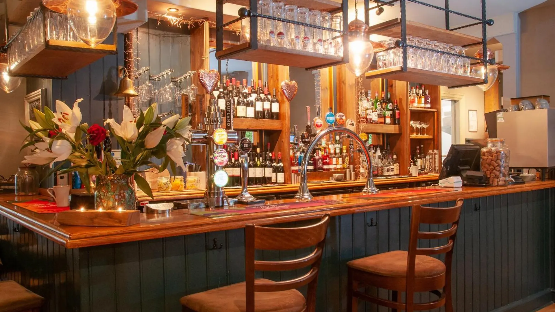 考德雷阿姆斯酒店 Worth  英国